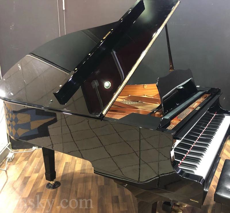 190904125053_grand piano2.jpg